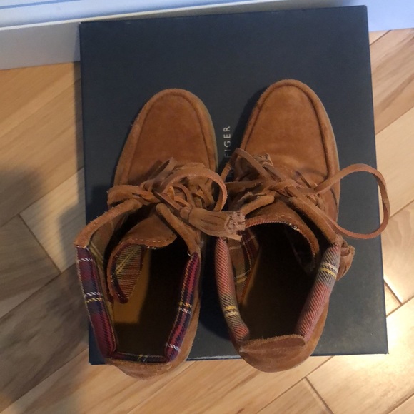 Tommy Hilfiger boots - Picture 4 of 5